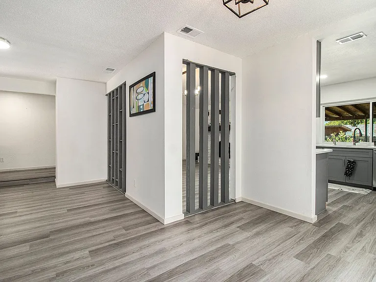 1014 Terrace Trl — Photo 11