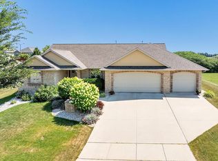 124 Noble St, Green Bay, WI 54311