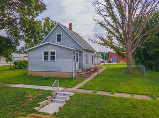 107 N Walnut St, Heyworth, IL
