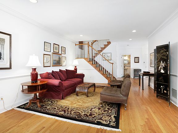 5th image of 103 Club Pointe Dr