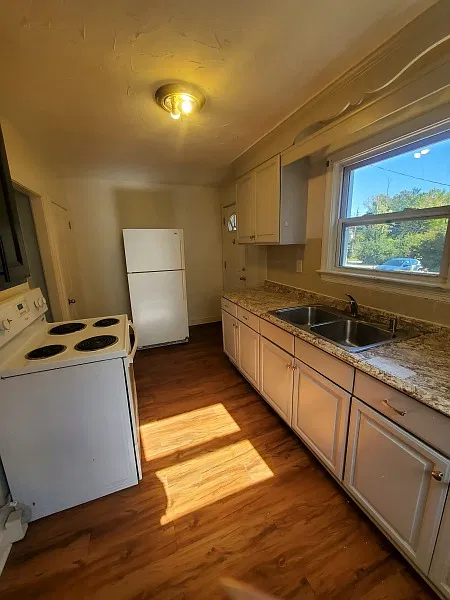 2 bed, 1024 sqft, $1,495 — Photo 3