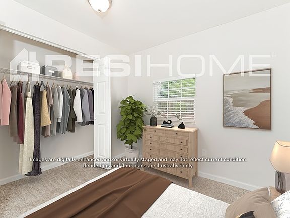 5th image of 112 W Independence Cir