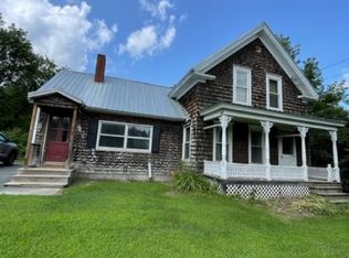 1957 Memorial Drive, St. Johnsbury, VT 05819