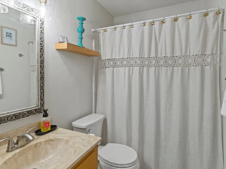 3702 Del Rio Ct — Photo 26