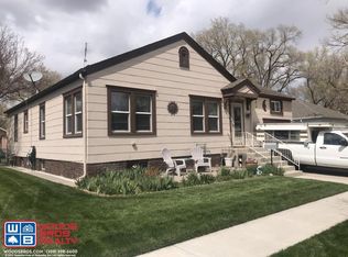 910 W 13th St, Grand Island, NE 68801