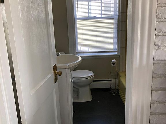 5th image of 17 Prince St #2