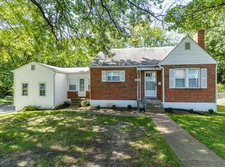 1160 Saint Catherine St, Florissant, MO 63031