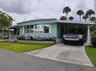 96B Country Gardens Dr, Eustis, FL 32726