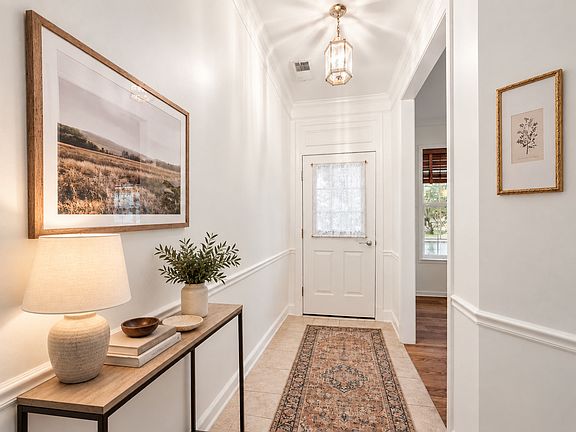 5th image of 2491 Sandlewood Cir