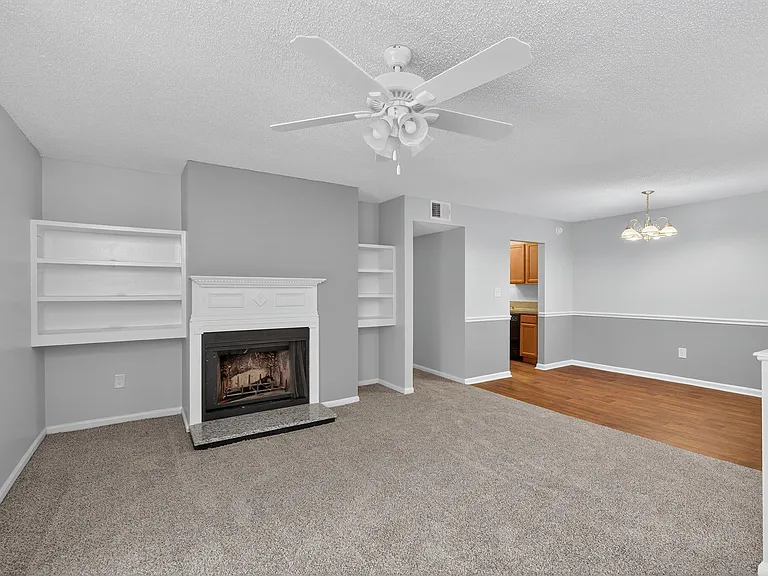 North Bluff Apartments — Photo 31