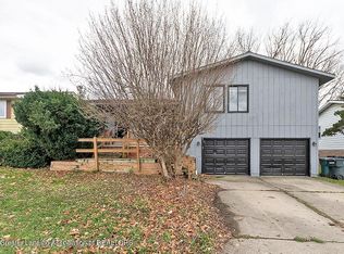 1532 Burcham Dr, East Lansing, MI 48823