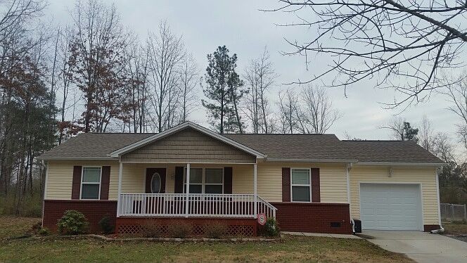 1st image of 120 Starlet Cir NE