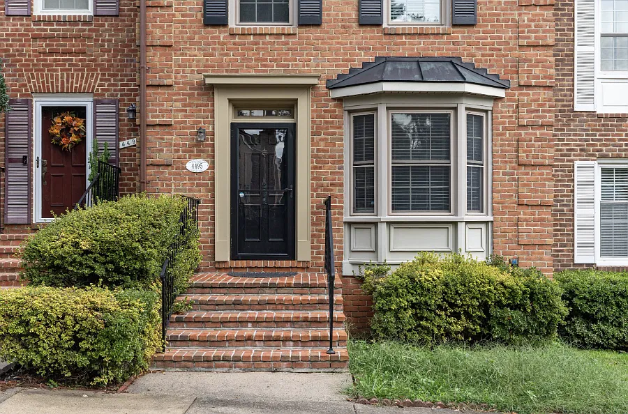 1 bed, $1,200 — Photo 1