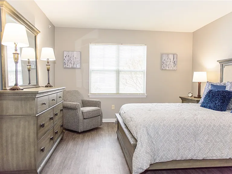 1609 Hill Park Ct — Photo 11