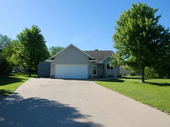 407 Frances Cir, Spicer, MN 56288
