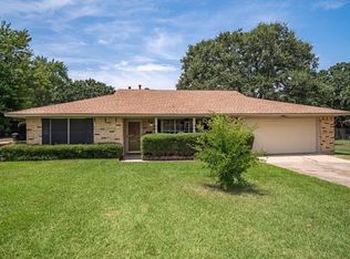 107 E Farmers Rd, Seagoville, TX 75159