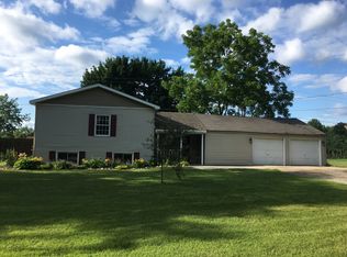 1343 E 120th St, Grant, MI 49327