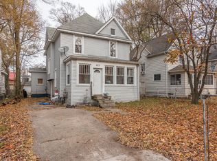 825 Clinton Ave, Kalamazoo, MI 49001