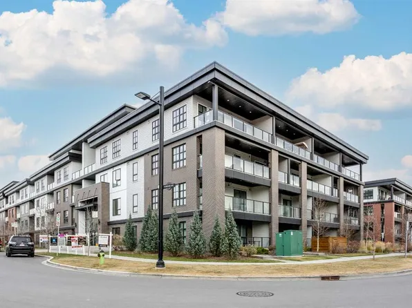 4275 W Norford Ave NW #401, Calgary, AB T3B 6H3