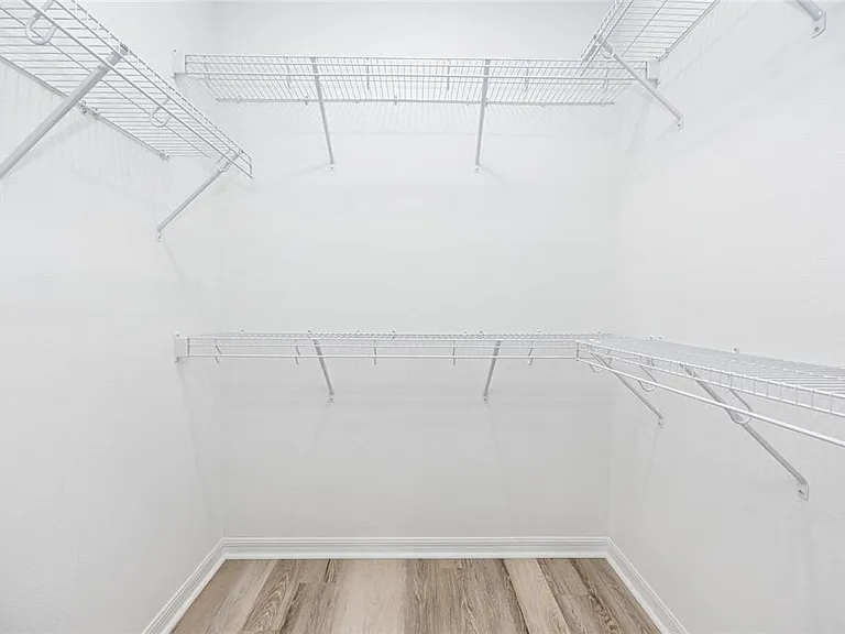 915 E 15th Ave #1 — Photo 28