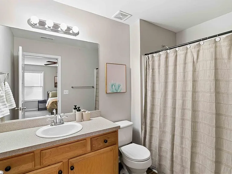 639 Ira St SW — Photo 18
