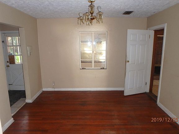 2nd image of 3734 Aldington Dr