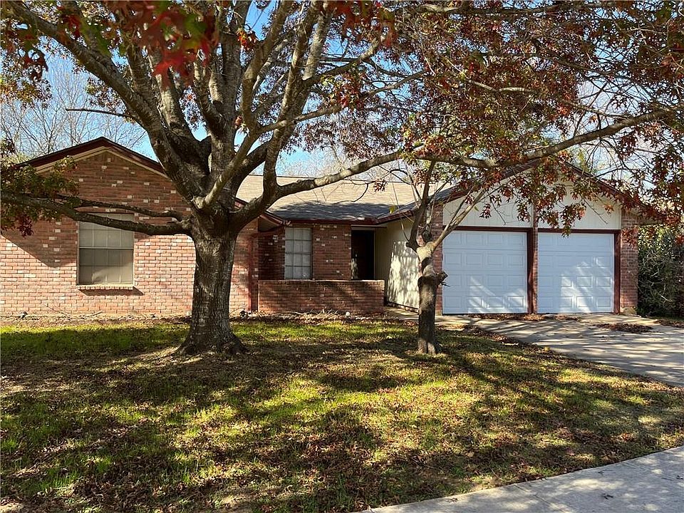 1st image of 508 Buckskin Dr