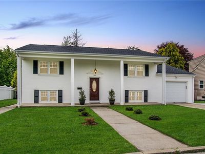 164 Harvard St, Cranston, RI, 02920