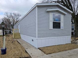 101 Charwood Dr, Lima, OH 45805