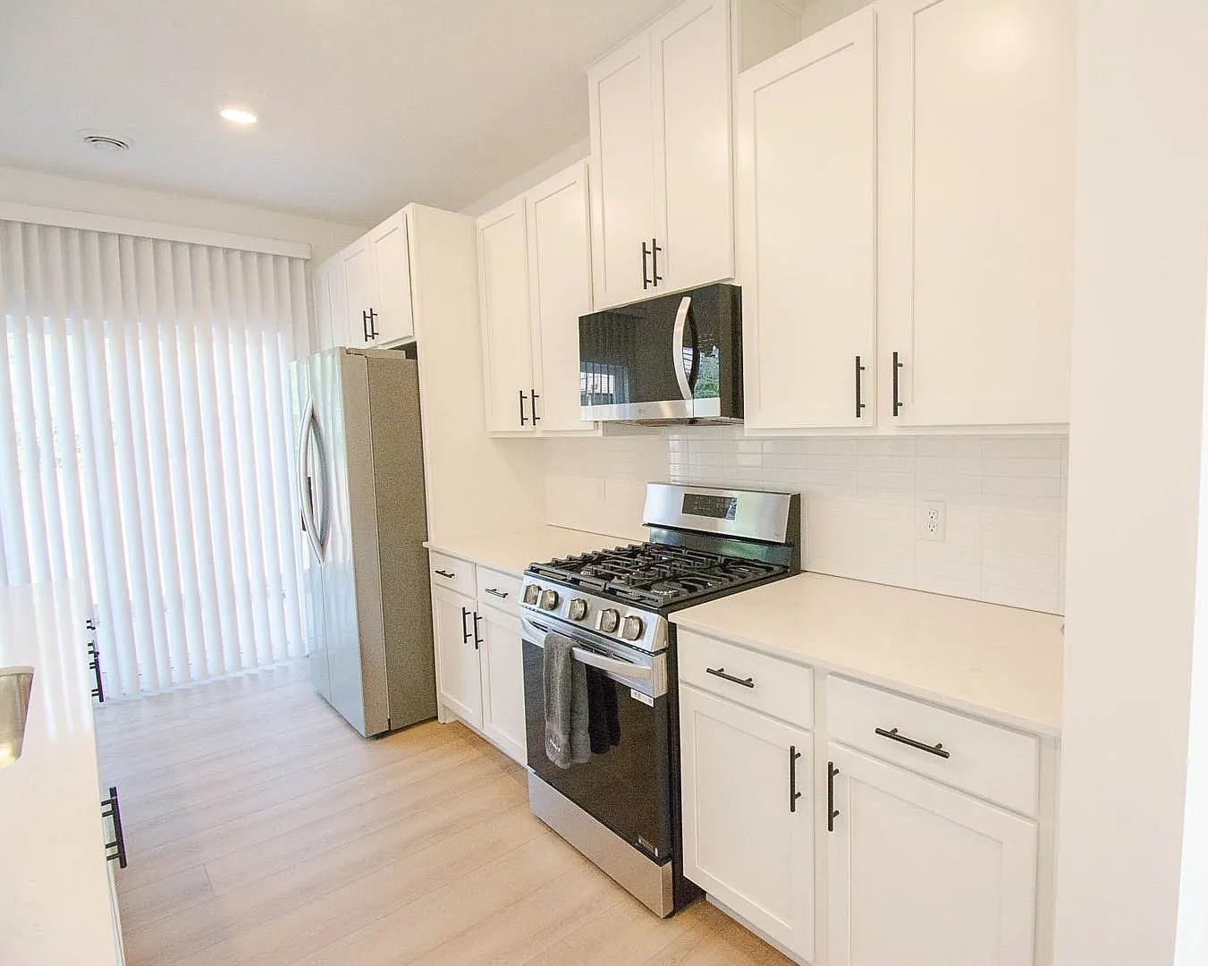 Brand New Construction - Pristine, Bright NW Townhome! — Photo 3