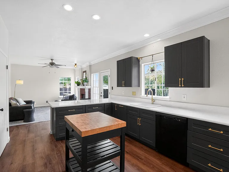 8113 Willet Trl — Photo 8