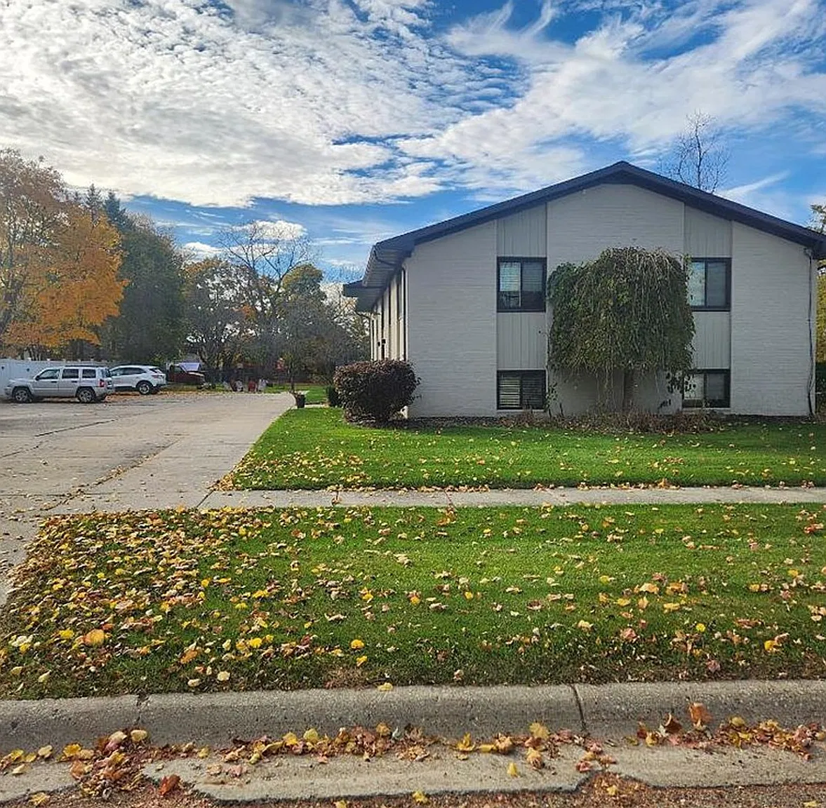 2 bed, 800 sqft, $995 — Photo 2