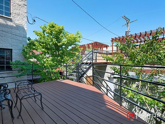 Kitchen/Great Room Deck