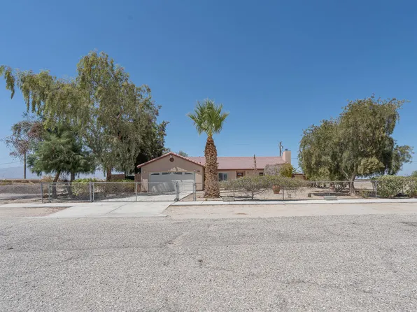 2285 Sand Flower Ave, Thermal, CA 92274