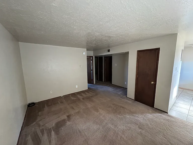 505 E Sage Ave #2 — Photo 3