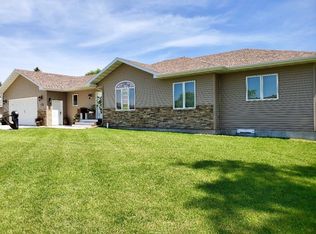 830 Center St S, Wahpeton, ND 58075