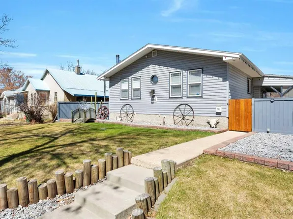 5016 S 55th Ave, Ponoka, AB T4J 1H2