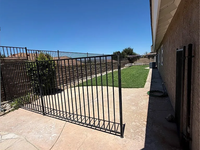 251 Asta Ct — Photo 18