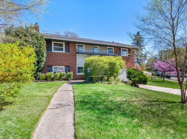 9 Bristol Ct, Ann Arbor, MI 48104