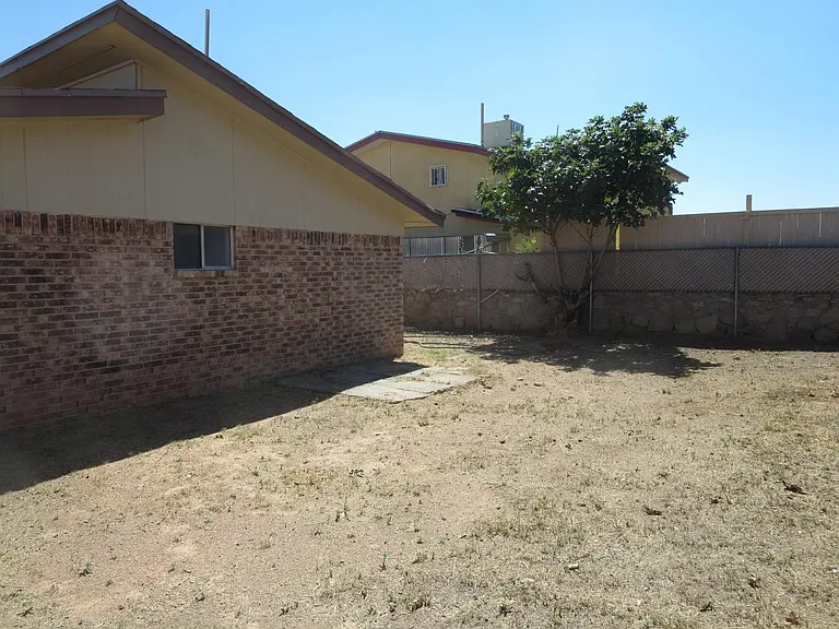 10909 Casey Stengel Pl — Photo 14