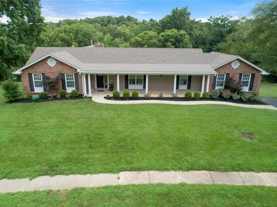 128 Lighthorse Dr, Chesterfield, MO, 63017