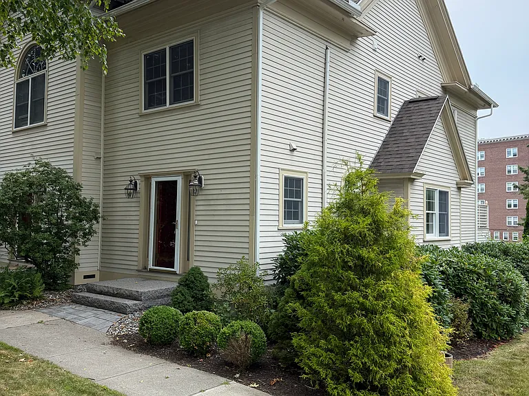 40 Merrimac St #3 — Photo 3