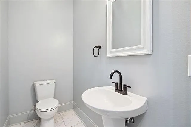 2320 Mardi Gras Blvd — Photo 6