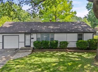 13403 6th St, Grandview, MO 64030