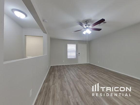 3rd image of 11774 W Corrine Dr