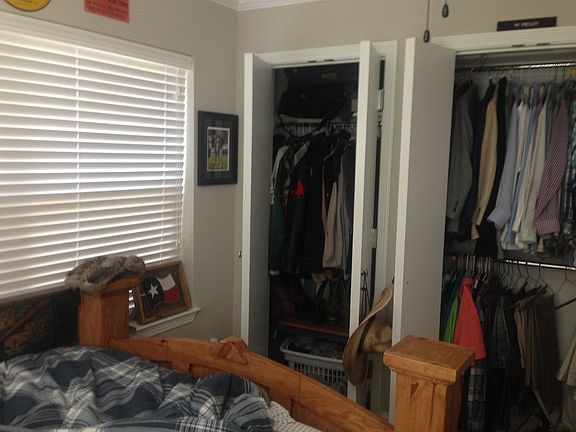 2nd bedroom double closet