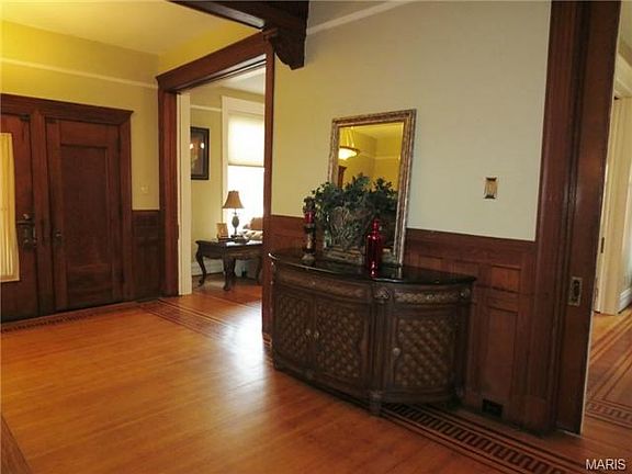 4th image of 5098 Westminster Pl