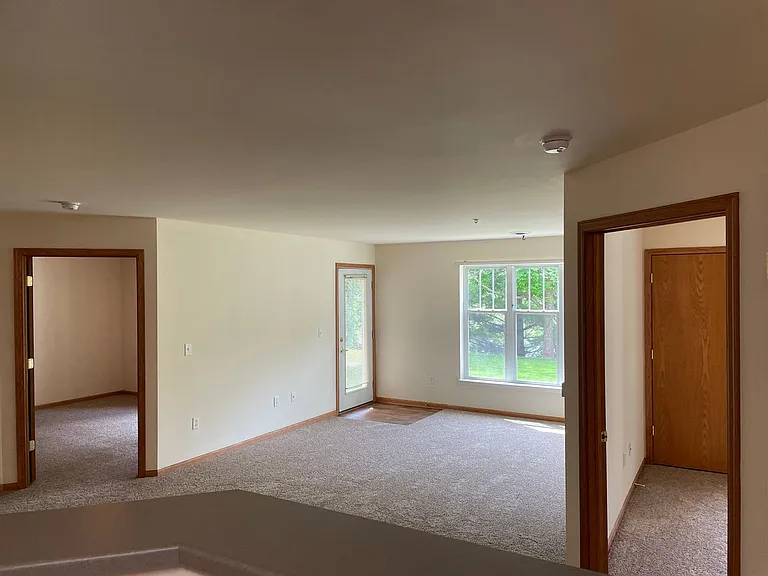 Door Creek Apartments — Photo 6
