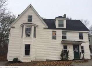 14 Summer St, Lewiston, ME 04240