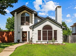 1724 Creekway Dr, Lewisville, TX 75067